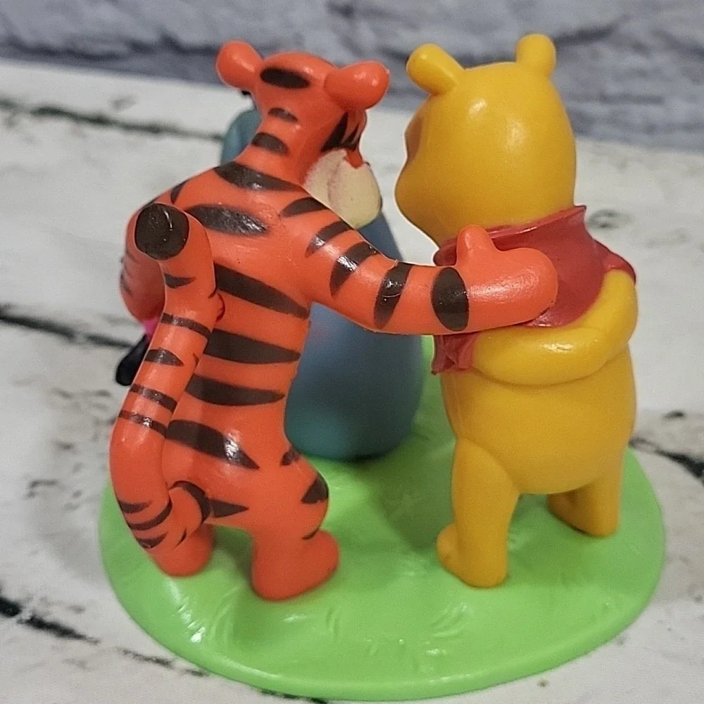 Decopac Disney Winnie The Pooh‎ Cake Topper Eeyore Tigger